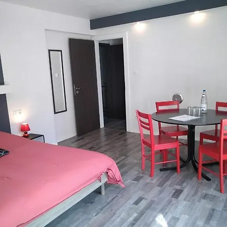 Bed & Breakfast D'hotes Les Houes 3*