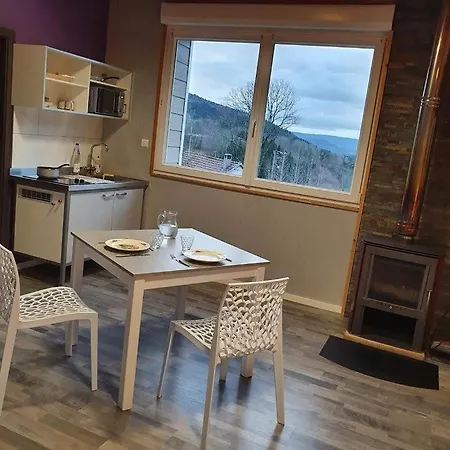 D'hotes Les Houes Bed & Breakfast La Grande Fosse